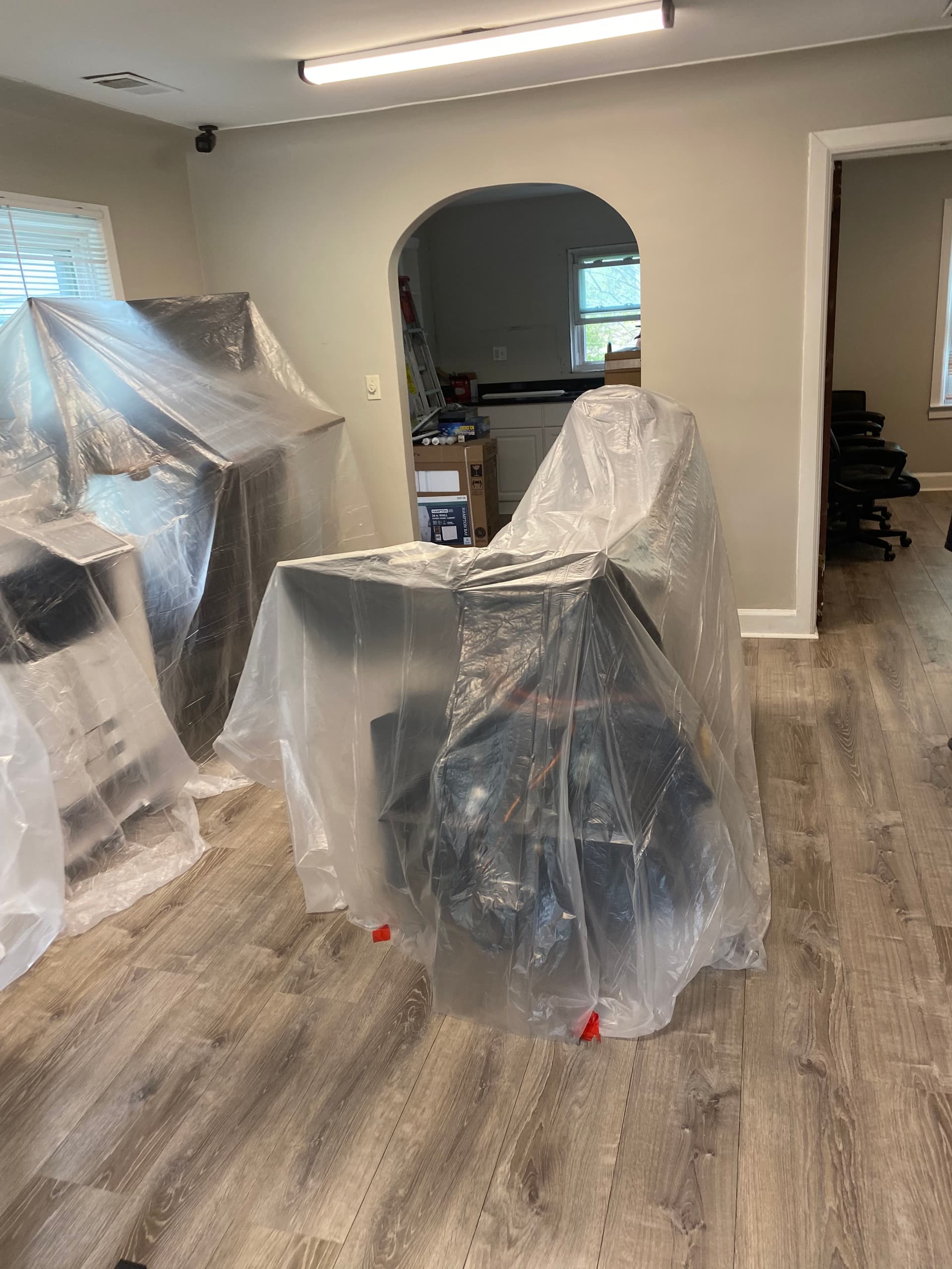 Gallery photos for Contaminated Insulation Removal and Full Duct Cleaning for Local Office: Image #2