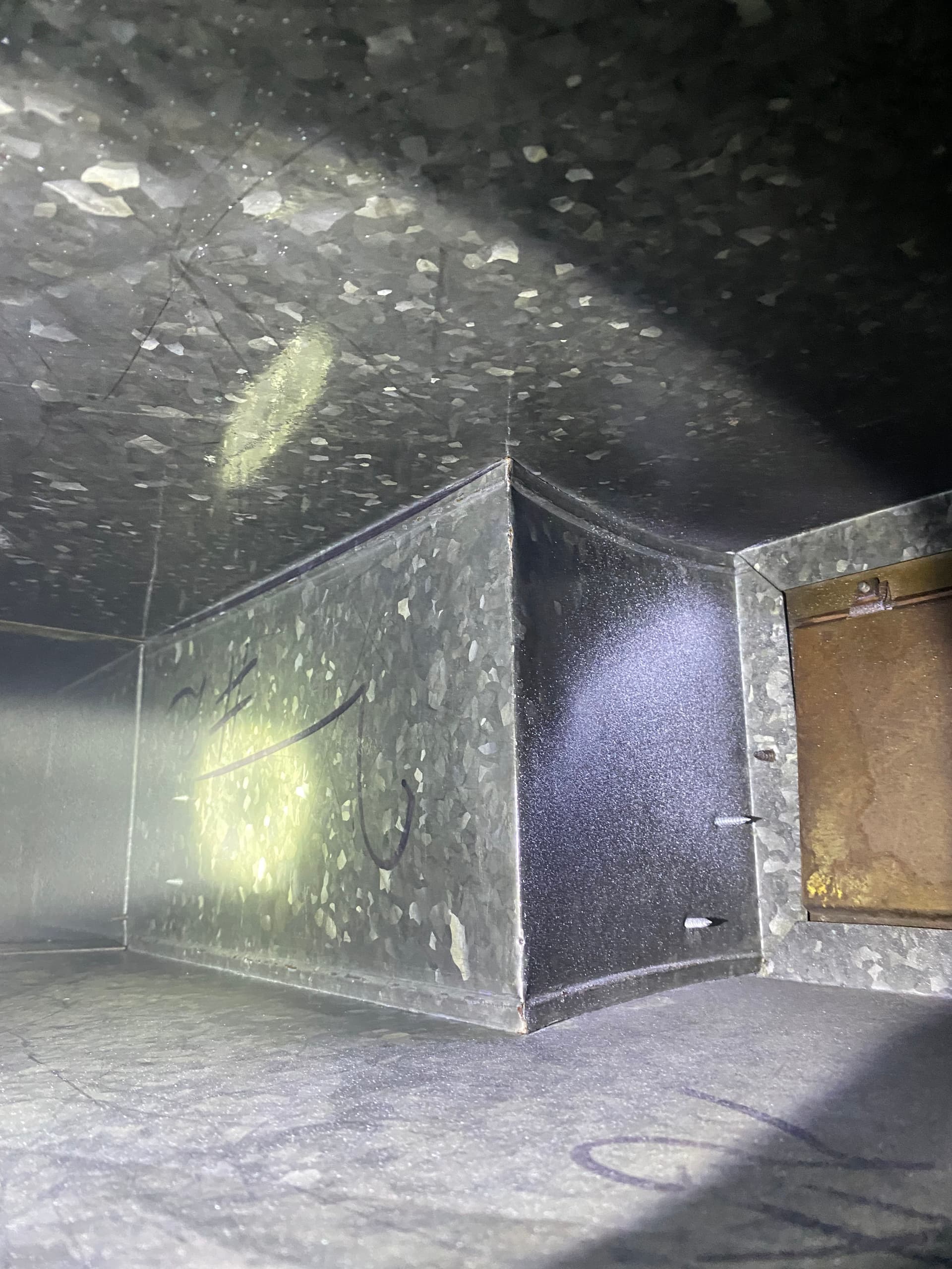 Gallery photos for Mold in Your HVAC System Is Not Something to Wait On: Image #4