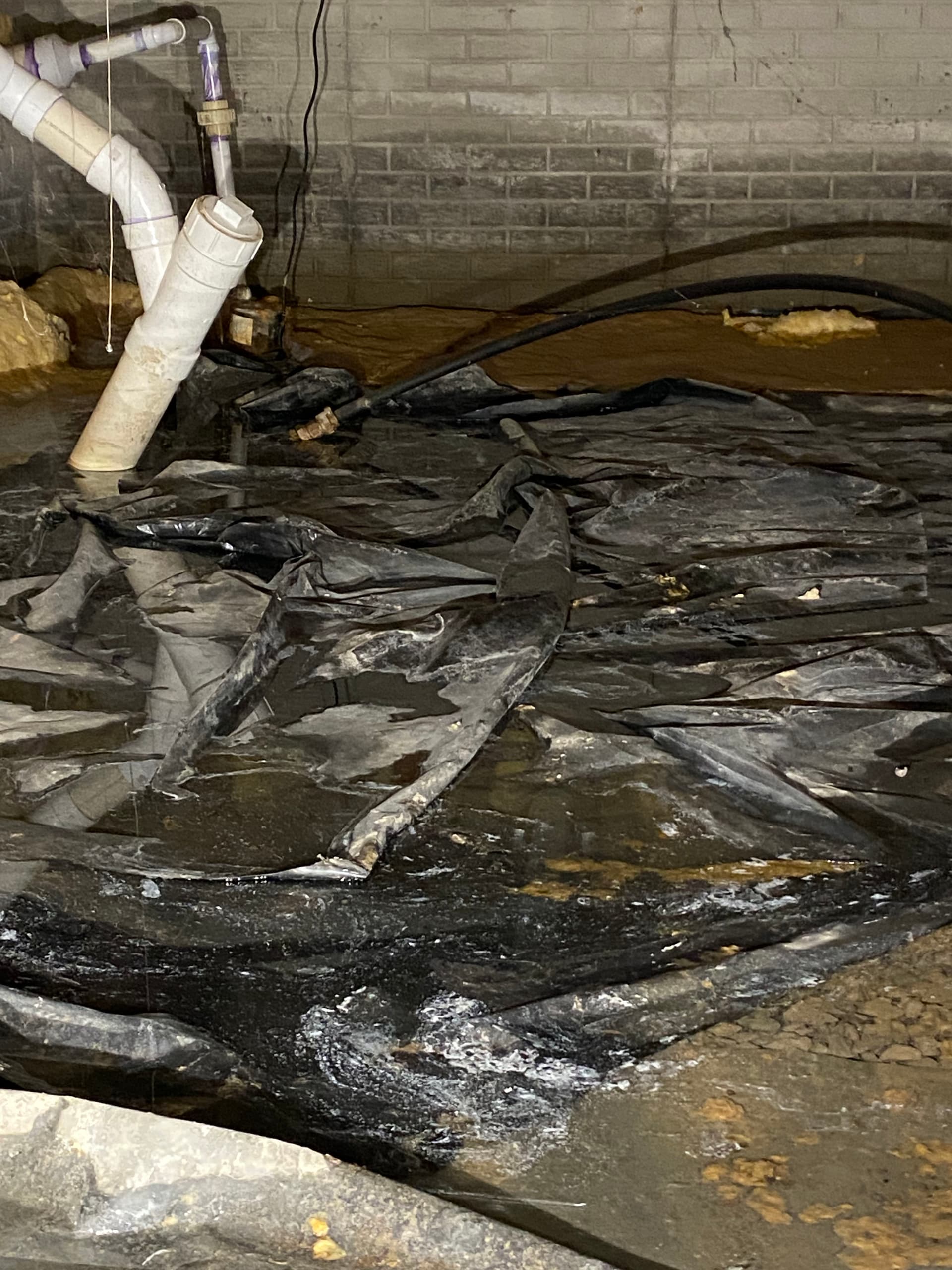 Gallery photos for Two Crawlspaces, Two Problems Affecting Your Home's Air: Image #1