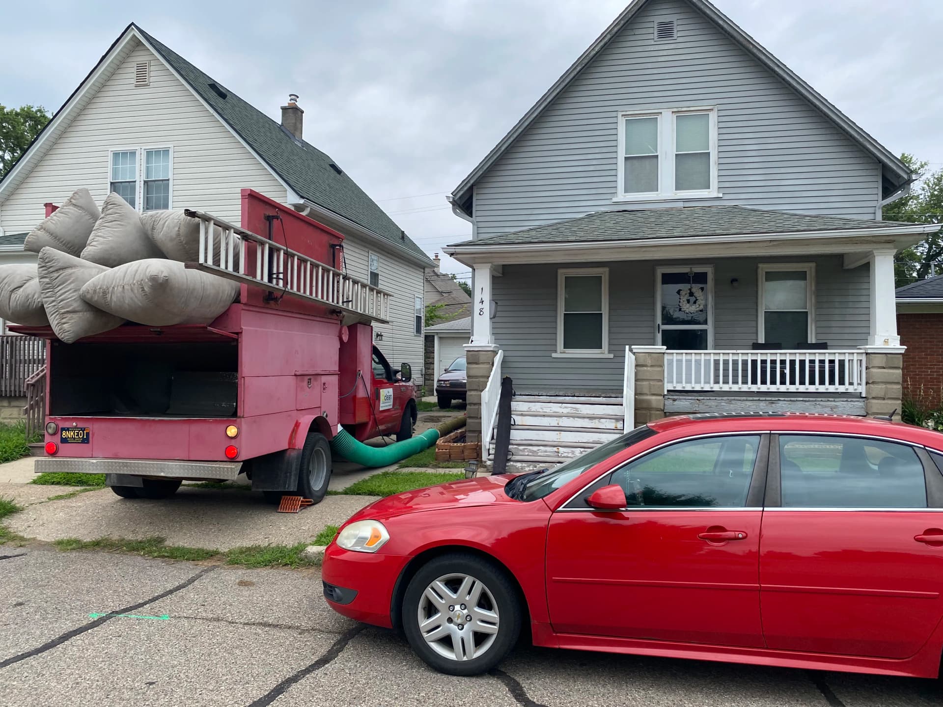Gallery photos for Keeping Michigan Homes Breathing Clean All Season Long: Image #4