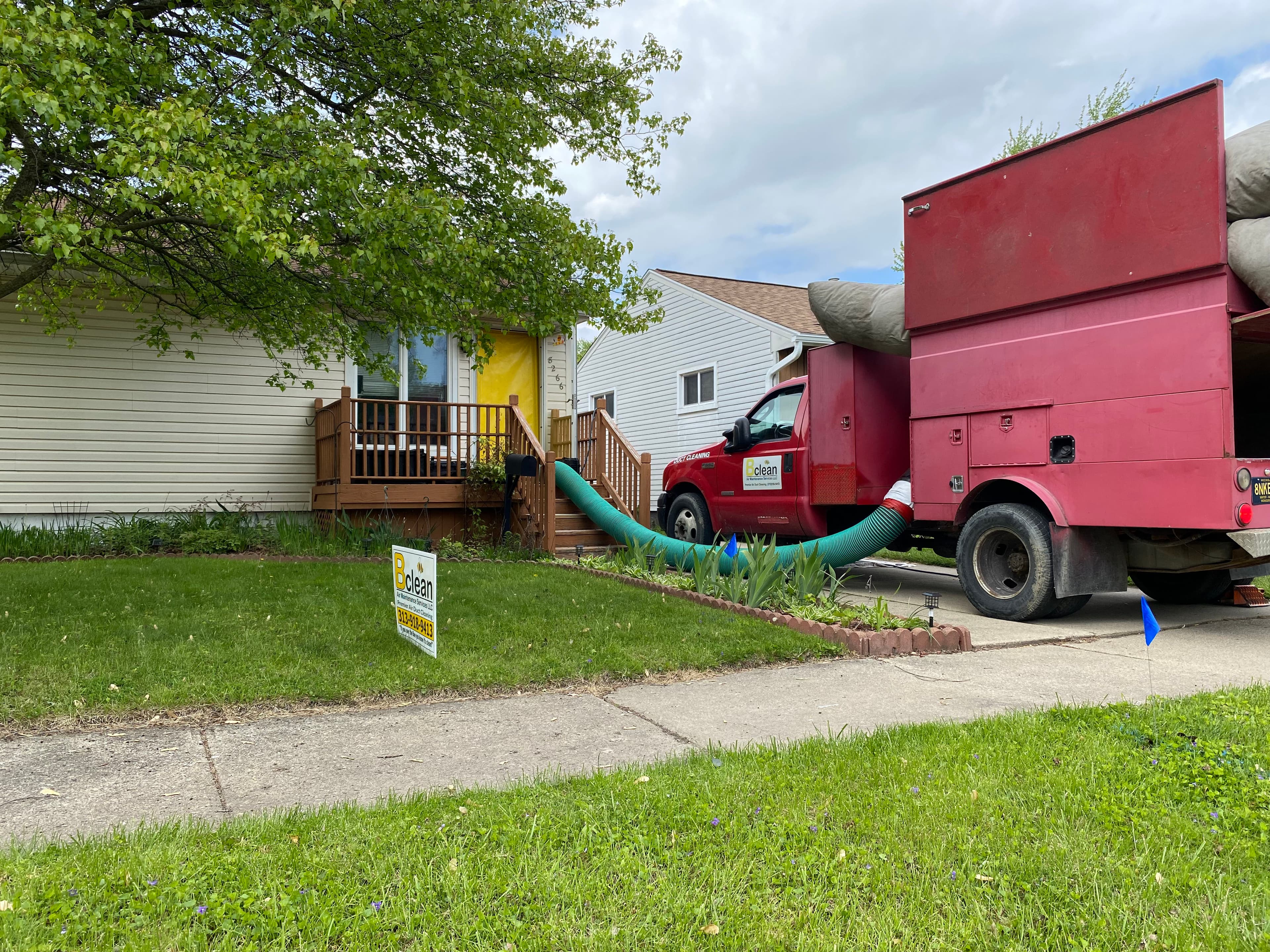 Project Full Air Duct Cleaning for a Taylor MI Home image